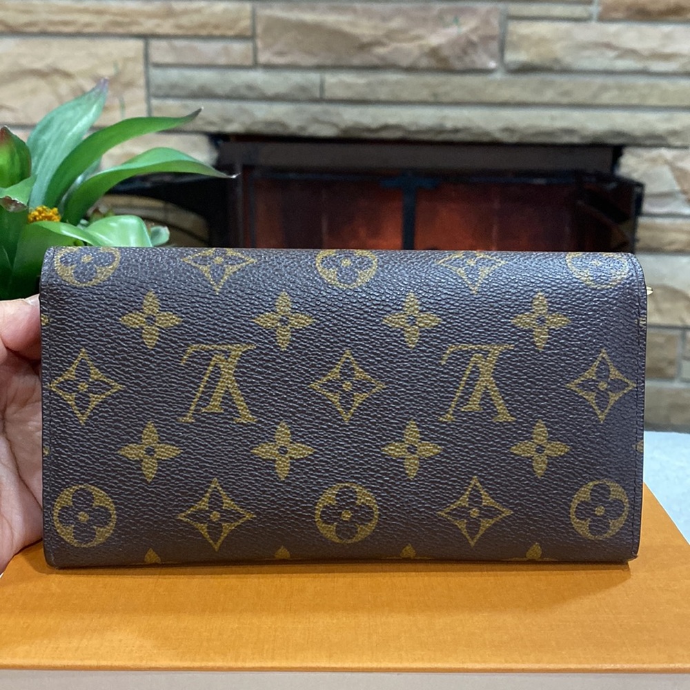 ❤️sold!authentic lv wallet - Picture 3 of 14